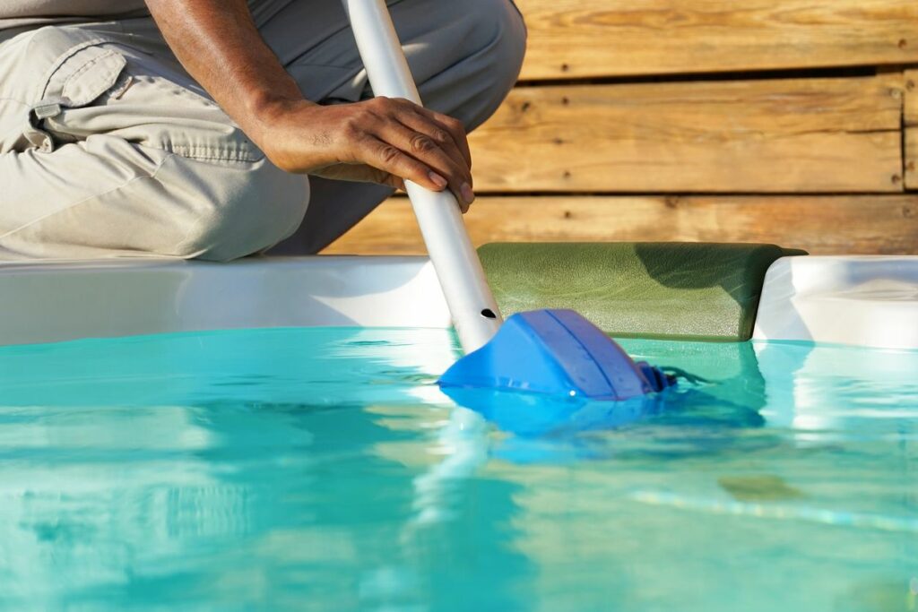 hot tub spring cleaning tips