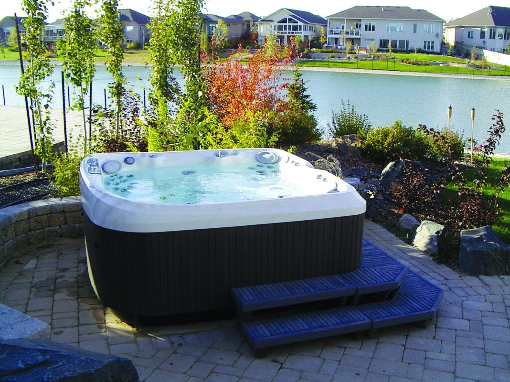 installation jacuzzi hot tub