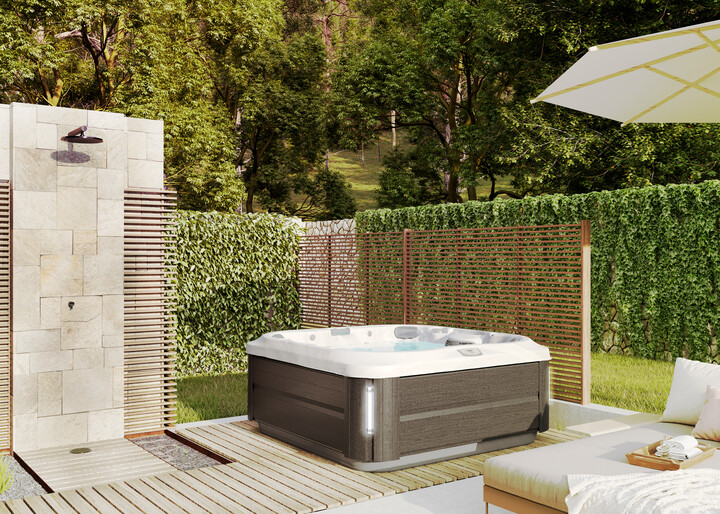 hot tub privacy - spa with privacy walls