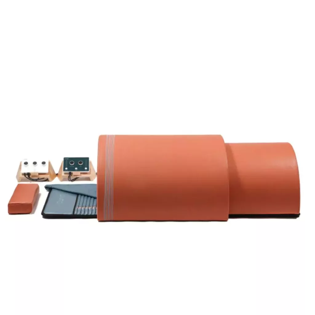 clearlight curve dome sauna side view with controls 1280x