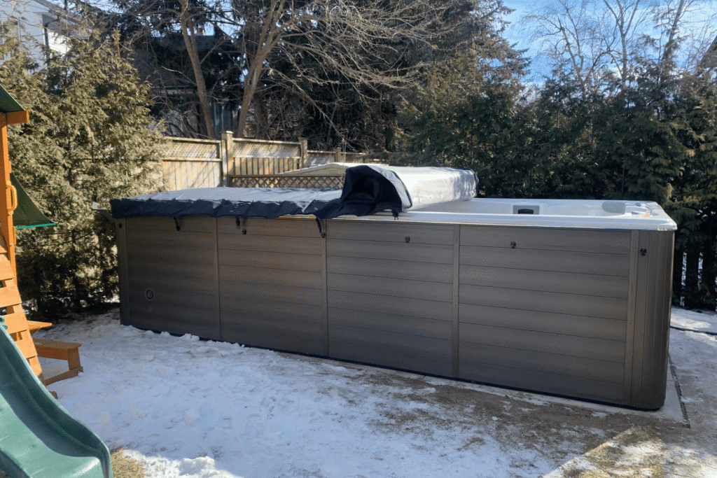 Half-covered all-season pool in winter